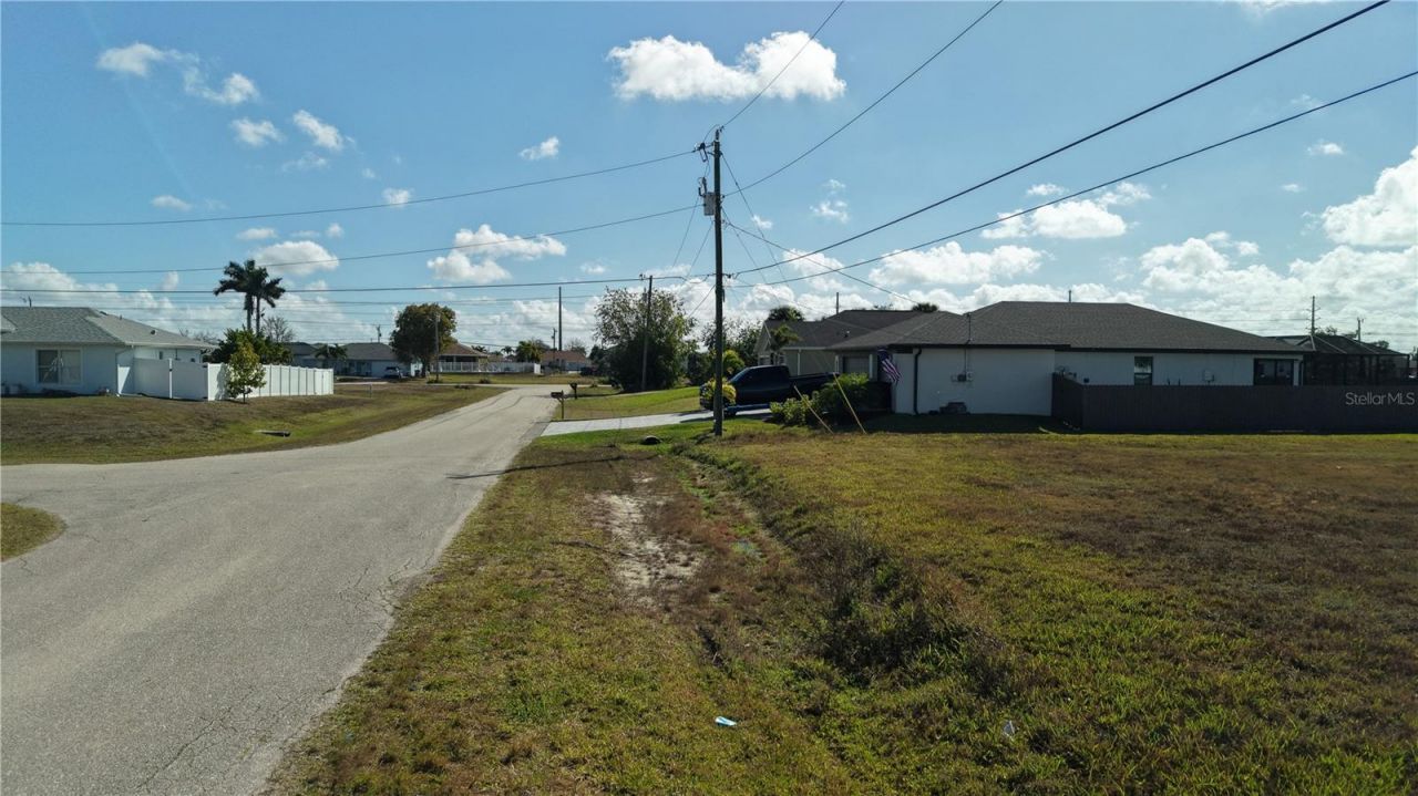 2502 NW 1st Street , Cape Coral, FL 33993 Photo