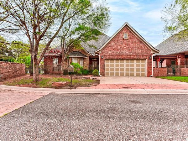 90 Olde Village Way, Edmond, OK 73013