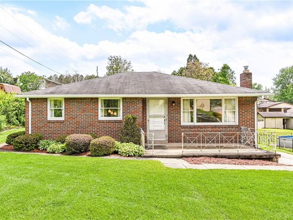 13740 Ridge Rd, Irwin, PA 15642