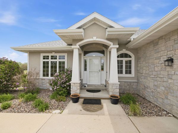 323 Wileman Drive, Edgerton, WI 53534