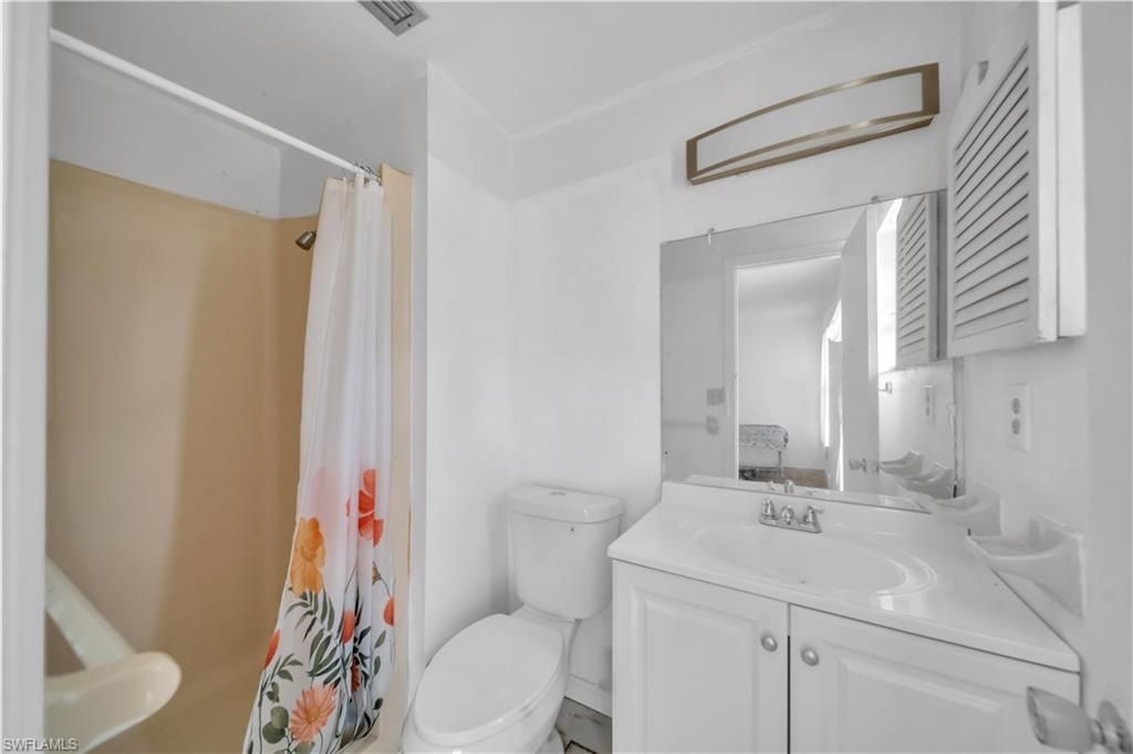 213 Lincoln Ave , Lehigh Acres, FL 33936 Photo