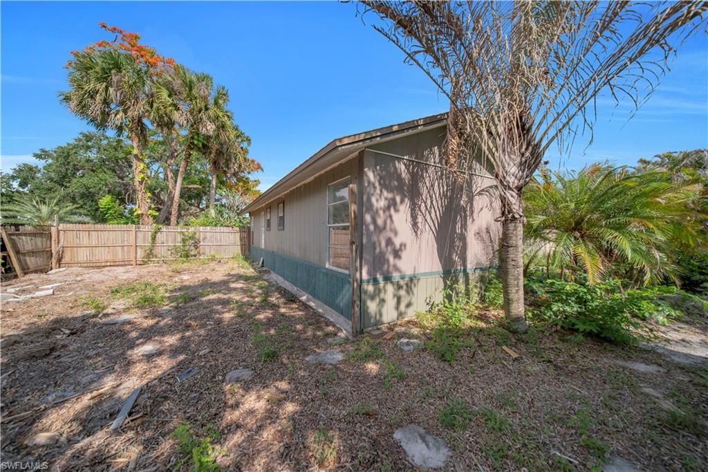 213 Lincoln Ave , Lehigh Acres, FL 33936 Photo