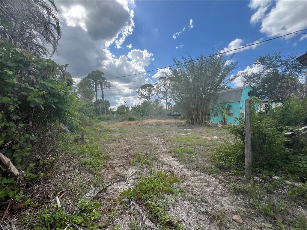 213 Lincoln Ave , Lehigh Acres, FL 33936 Photo