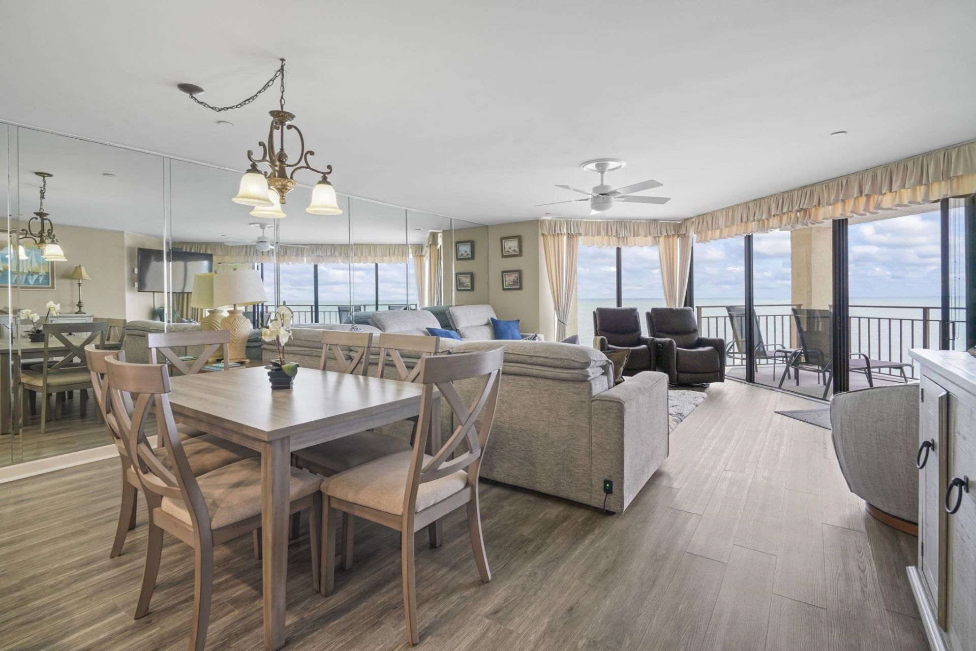 1620 N Waccamaw Dr. Photo 14