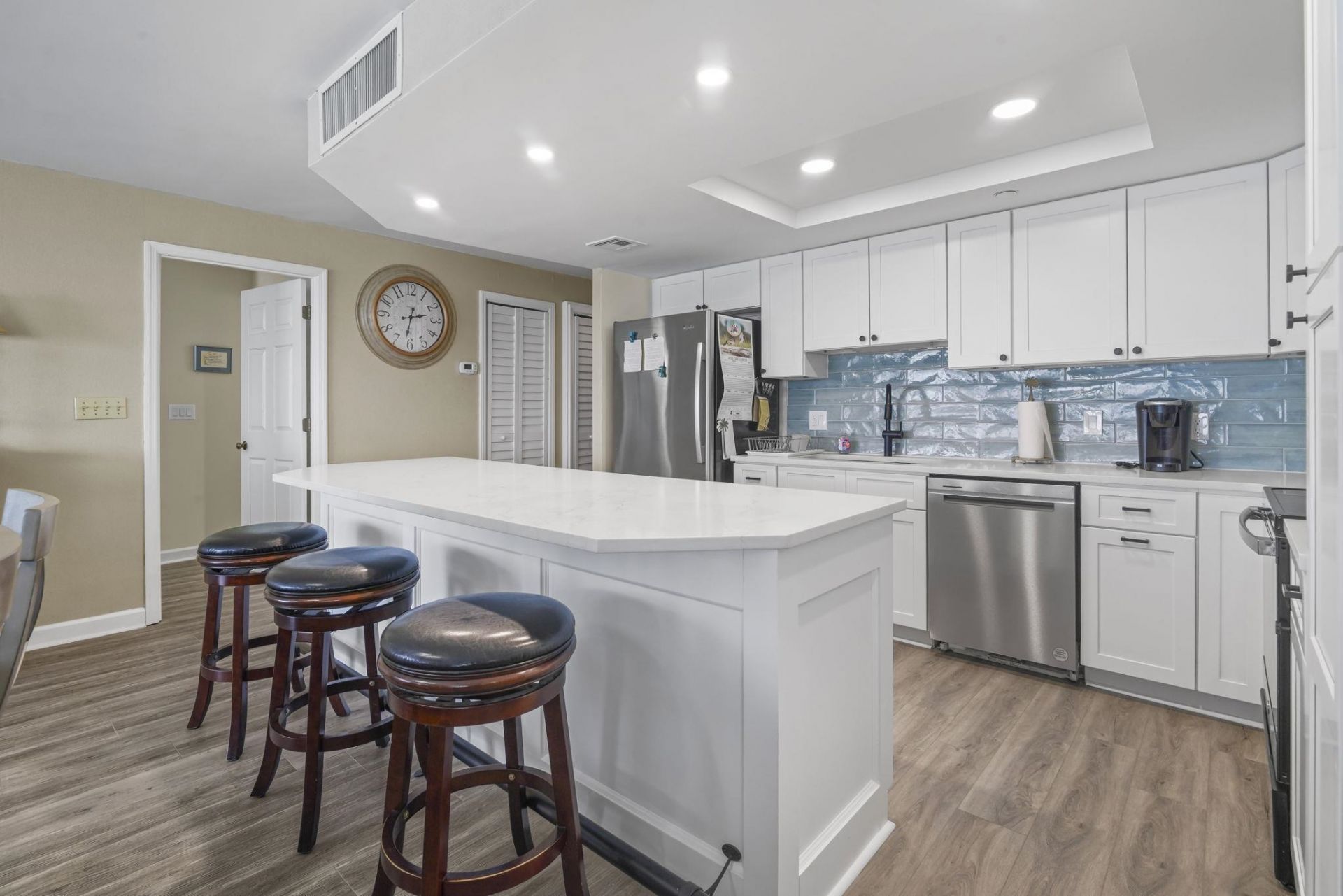 1620 N Waccamaw Dr. Photo 18