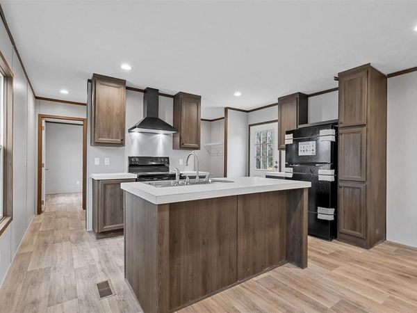 1107 Ridgeview Circle, Granbury, TX 76048