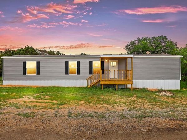1107 Ridgeview Circle, Granbury, TX 76048