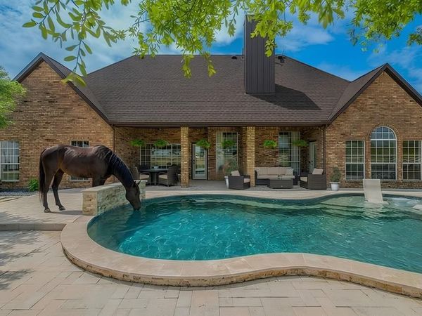 13507 Friendship Road, Pilot Point, TX 76258