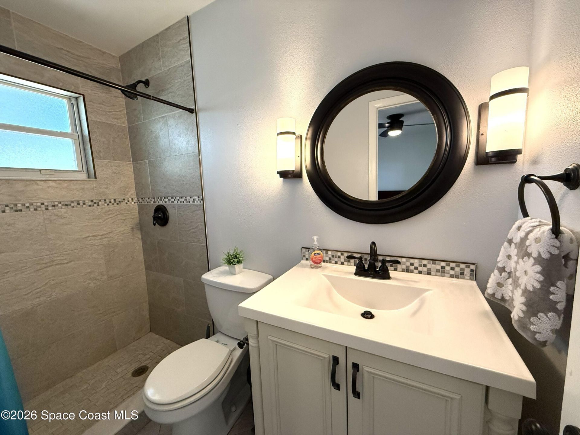 668 Hampton Drive NE , Palm Bay, FL 32905 Photo