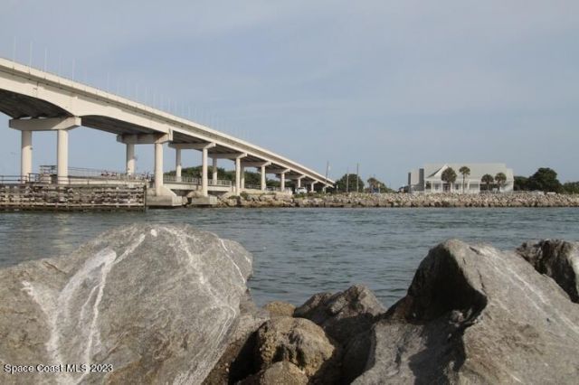 668 Hampton Drive NE , Palm Bay, FL 32905 Photo