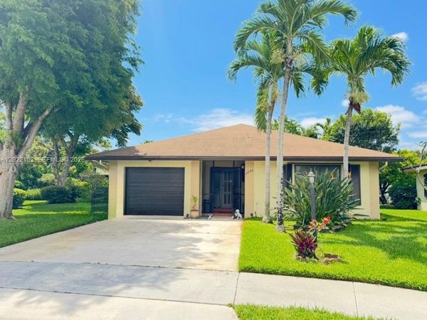 2736 Carnation Ct , Delray Beach, FL 33445