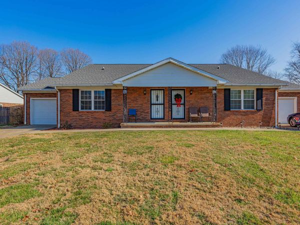 7127 Pinehurst Drive, Evansville, IN 47711
