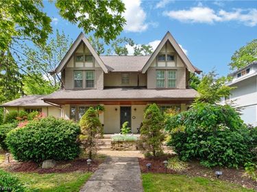 126 Columbus Street, Elyria, OH 44035