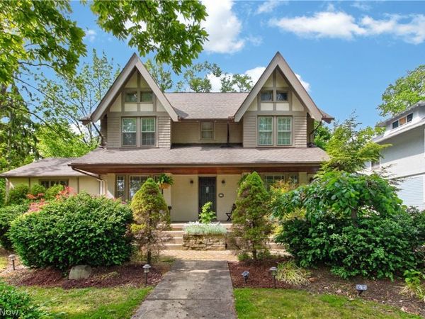 126 Columbus Street , Elyria, OH 44035