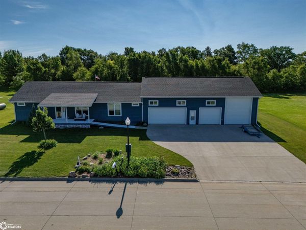 2490 Virginia Parkway, Webster City, IA 50595
