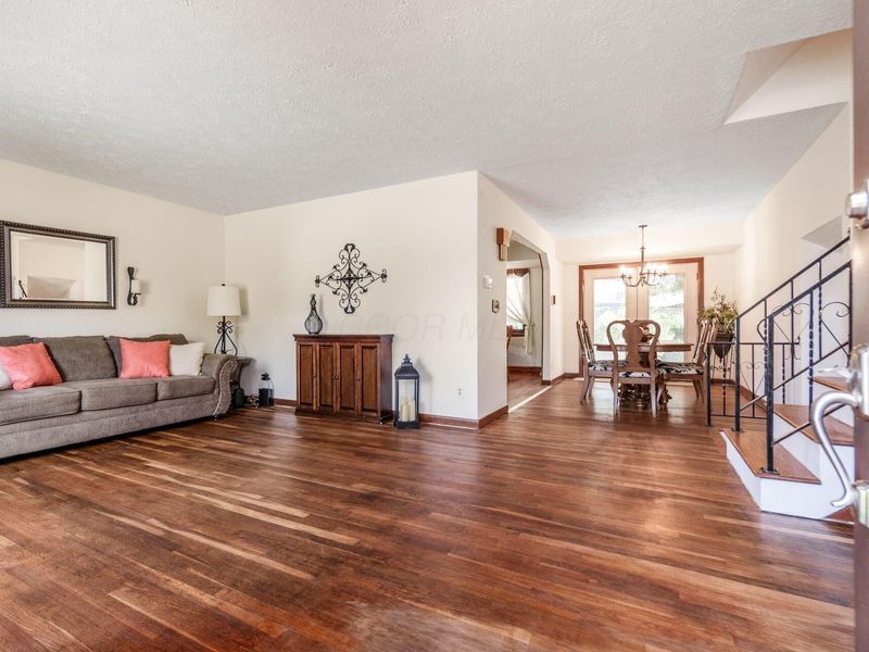 1289 Yellowwood Drive, Columbus, OH 43229 Photo 5