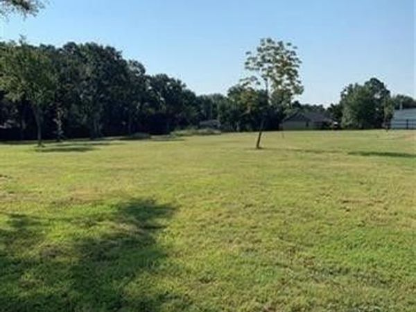 3 Pear Street , Kingston, OK 73439