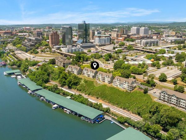 530 Riverfront Way, Knoxville, TN 37915