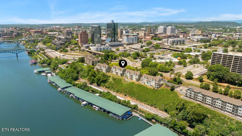 530 Riverfront Way, Knoxville, TN 37915 Main Photo