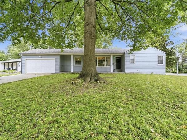 701 E 77th Street, Kansas City, MO 64131