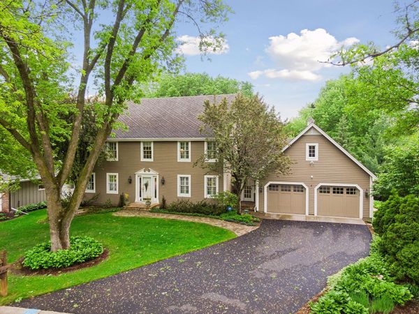 925 Brockton Lane N, Plymouth, MN 55447