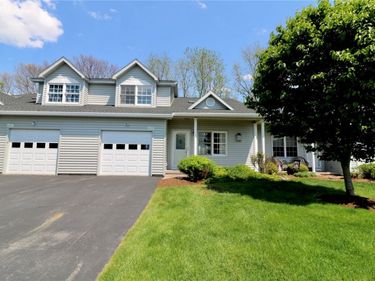 1328 Courtney Drive, Victor, NY 14564