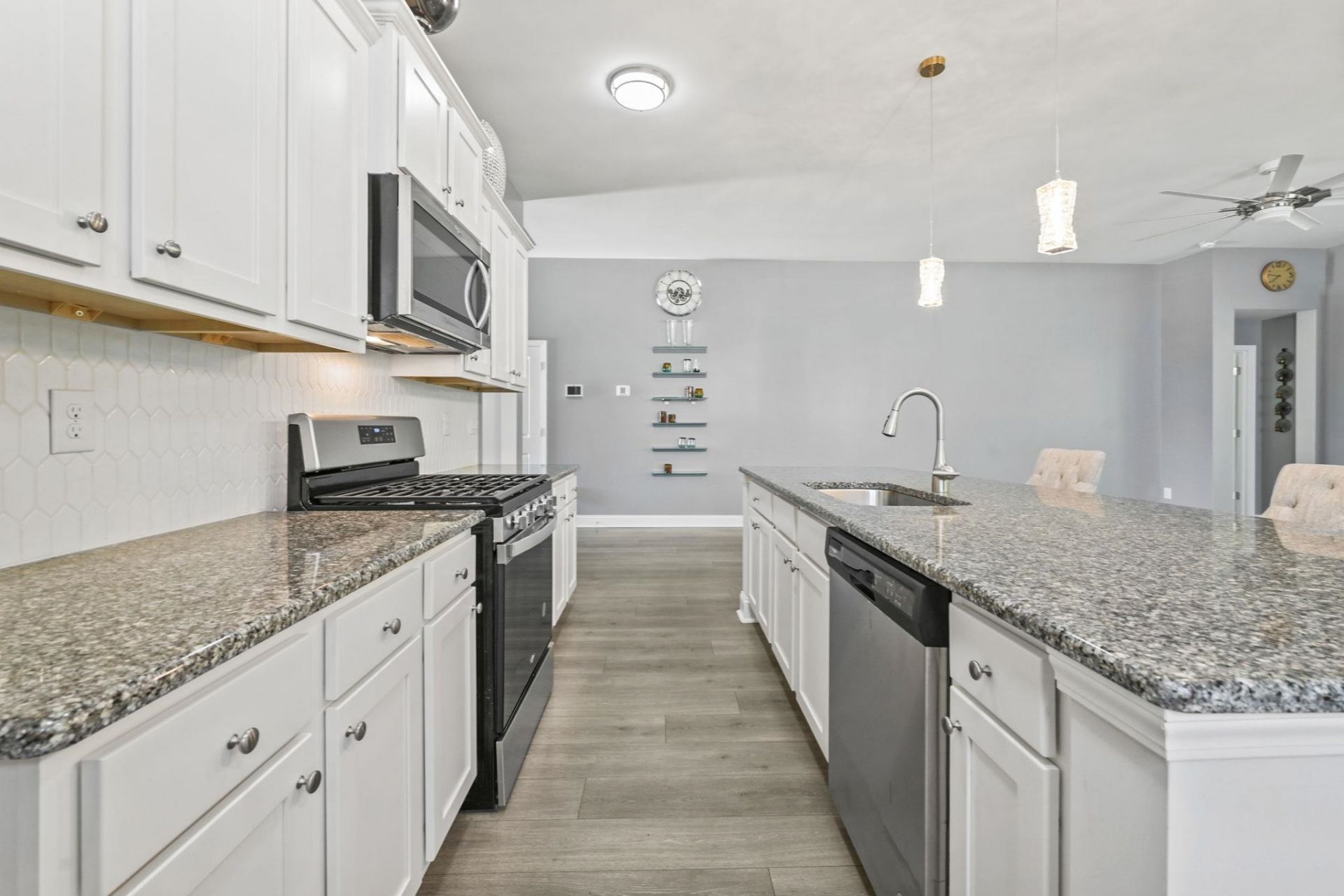 1071 Heather Glen Blvd.  Photo 10