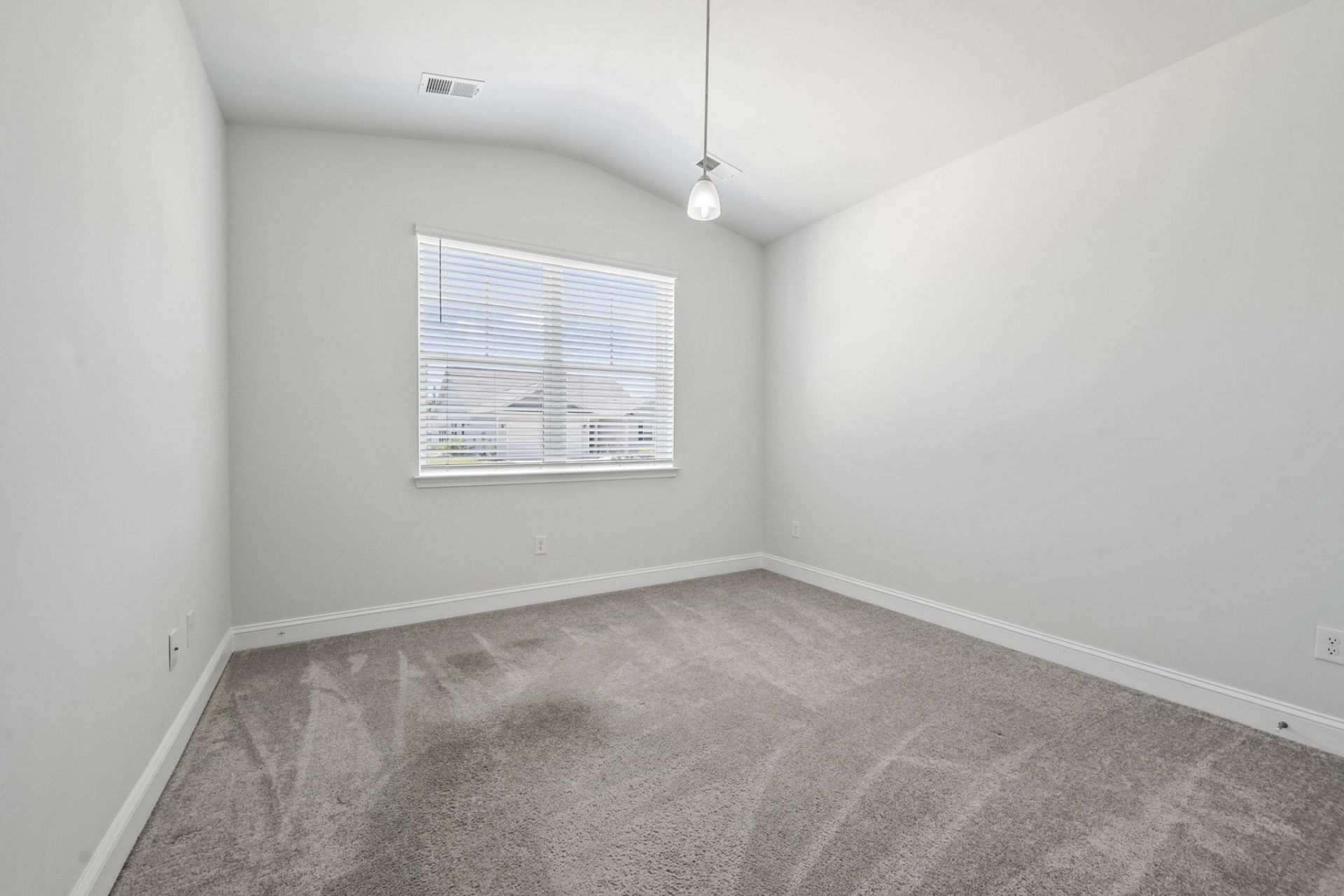 1071 Heather Glen Blvd.  Photo 14