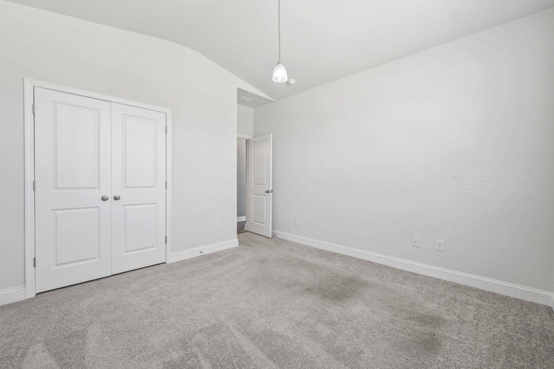 1071 Heather Glen Blvd.  Photo 17