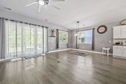 1071 Heather Glen Blvd.  photo 4