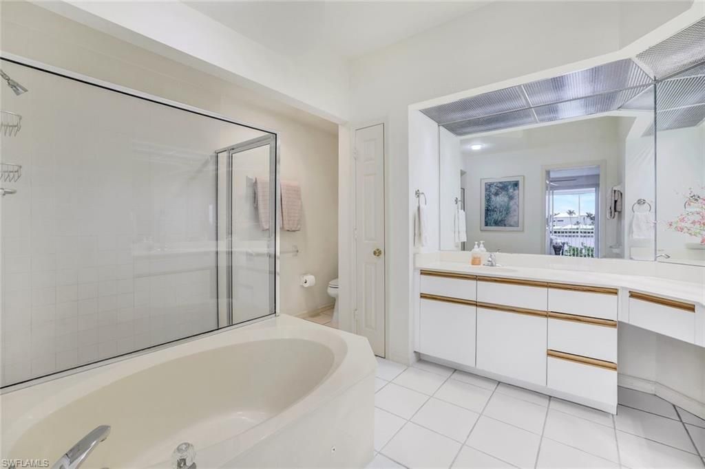 9380 Gulf Shore Dr, Unit 102, Naples, FL 34108 Photo