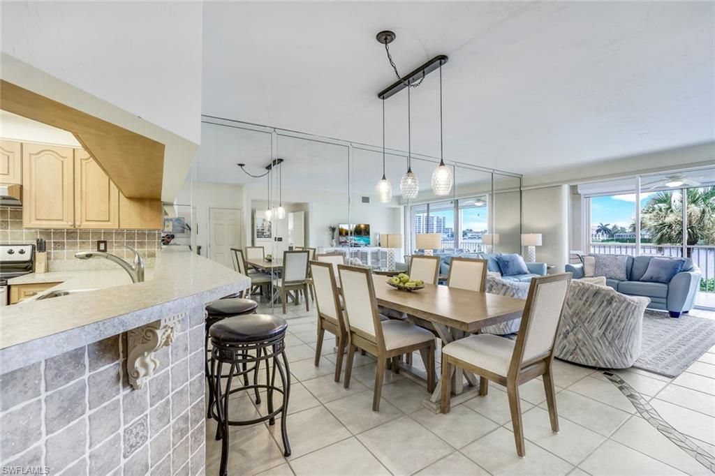 9380 Gulf Shore Dr, Unit 102, Naples, FL 34108 Photo