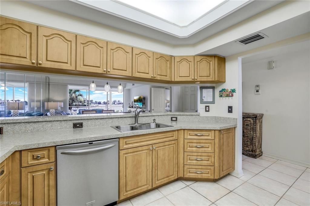 9380 Gulf Shore Dr, Unit 102, Naples, FL 34108 Photo