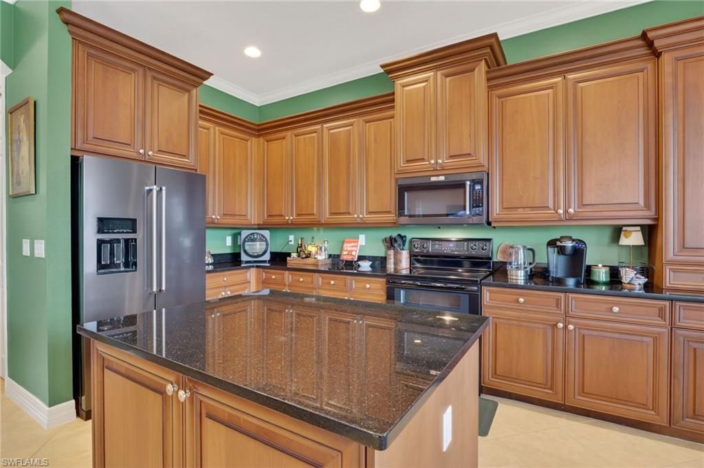 6598 Monterey Pt, Naples, FL 34105 Photo