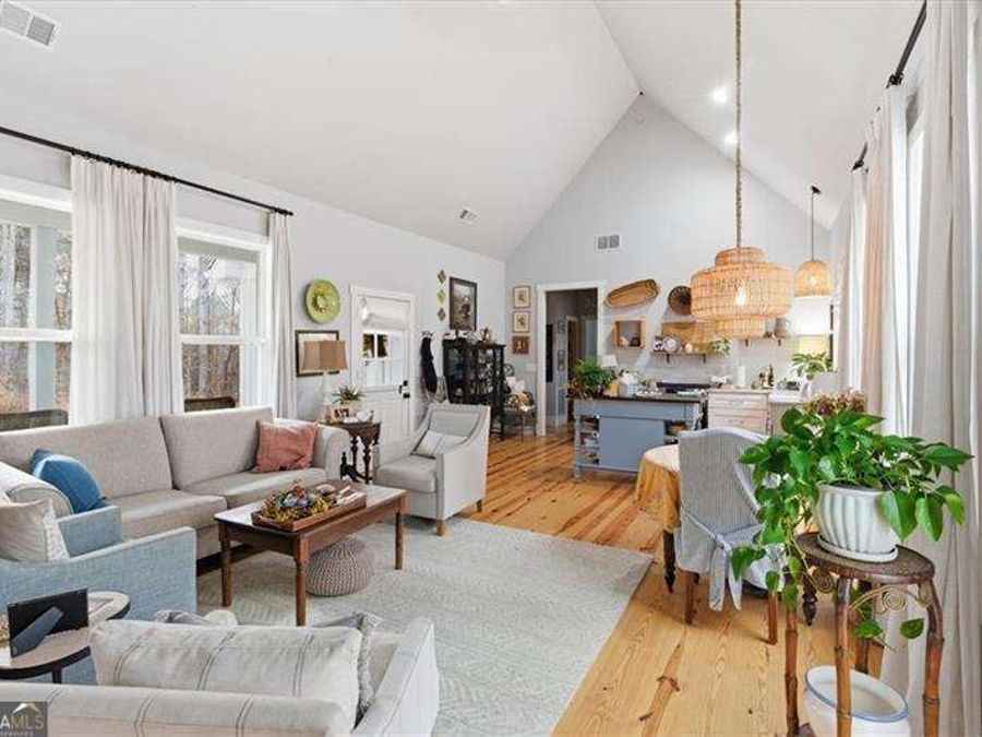 Property Image 61