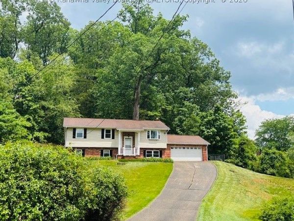 3 Woodbury Circle, Nitro, WV 25143