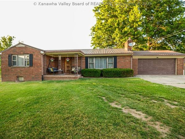 5115 Dean Drive, Charleston, WV 25313
