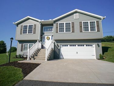 15 Charolais Circle, Fairmont, WV 26554