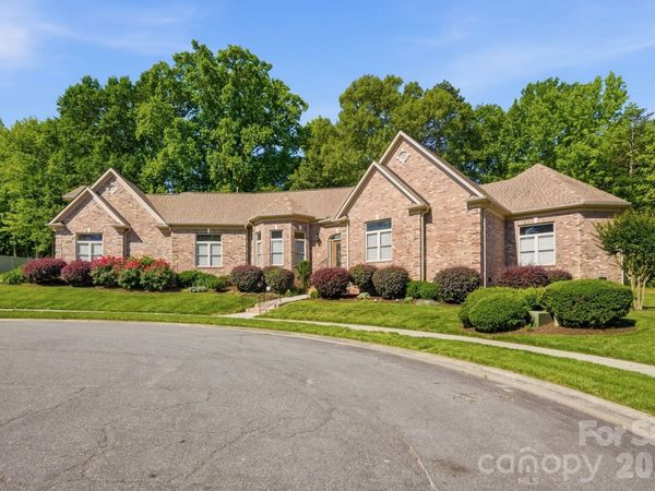11855 Churchfield Lane, Charlotte, NC 28277