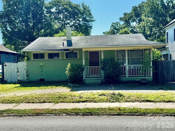 1704 Hawthorne Lane, Charlotte, NC 28205