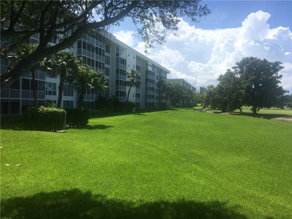 2851 S Palm Aire Drive, Unit 309, Pompano Beach, FL 33069 Photo
