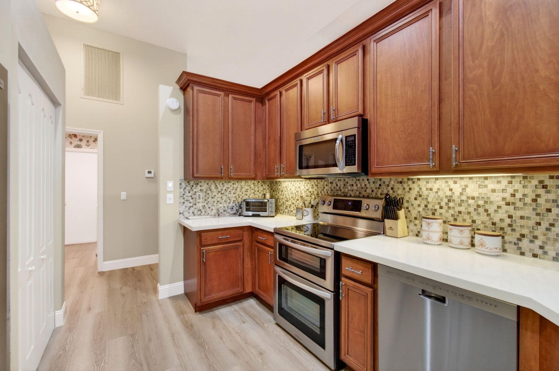68 Lake Eden Drive, Boynton Beach, FL 33435 Photo