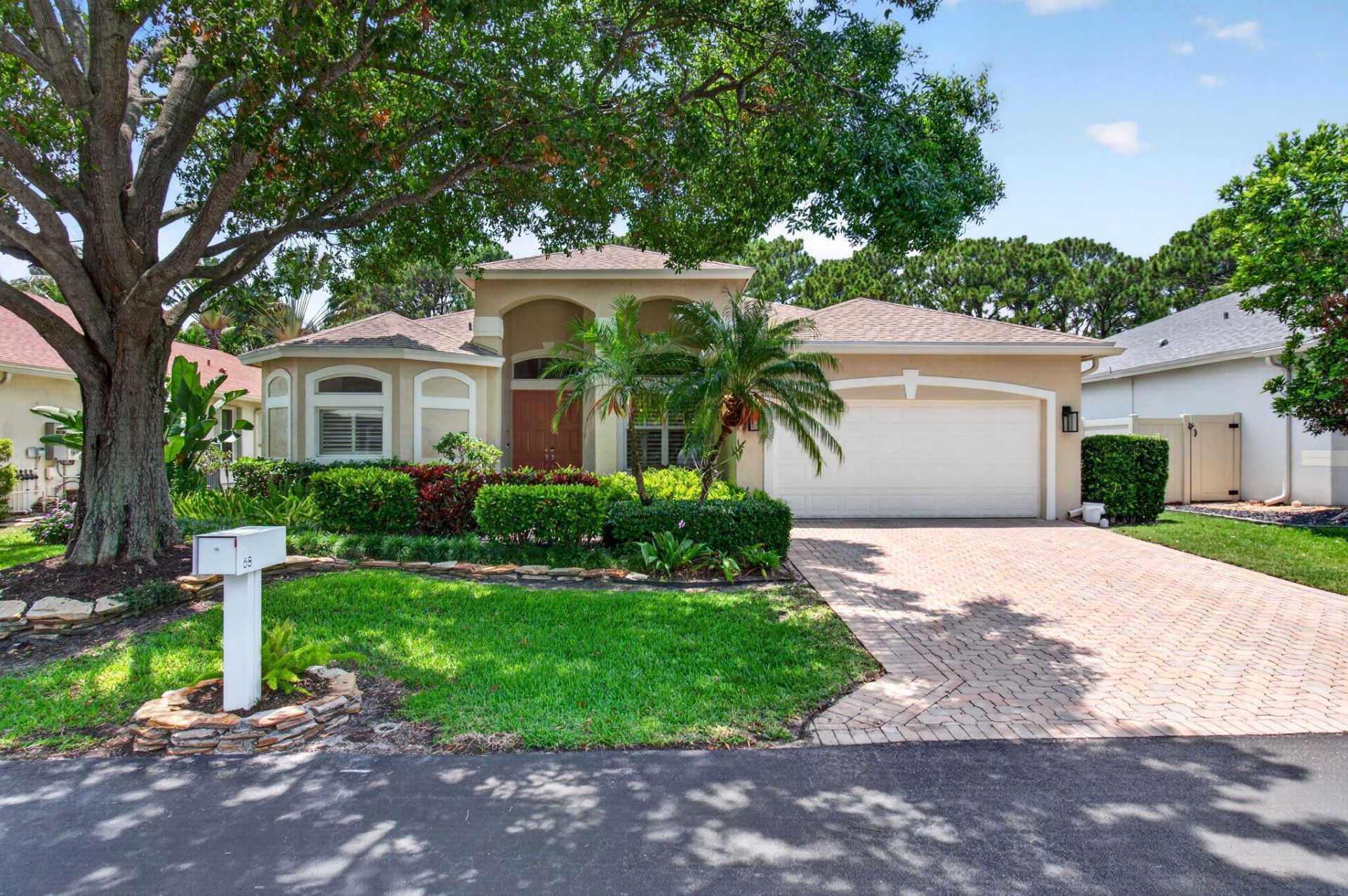 68 Lake Eden Drive, Boynton Beach, FL 33435 Photo