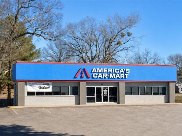 905 S Rogers Street , Clarksville, AR 72830