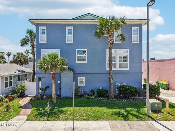 310 2ND Street S, Unit 4, Jacksonville Beach, FL 32250