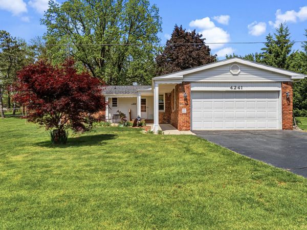 4241 E Cook Road, Grand Blanc, MI 48439