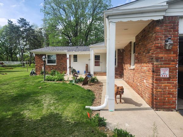 4241 E Cook Road, Grand Blanc, MI 48439