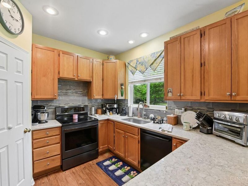 1551 Hunt Club Drive, Miami Twp, OH 45150 Photo 18