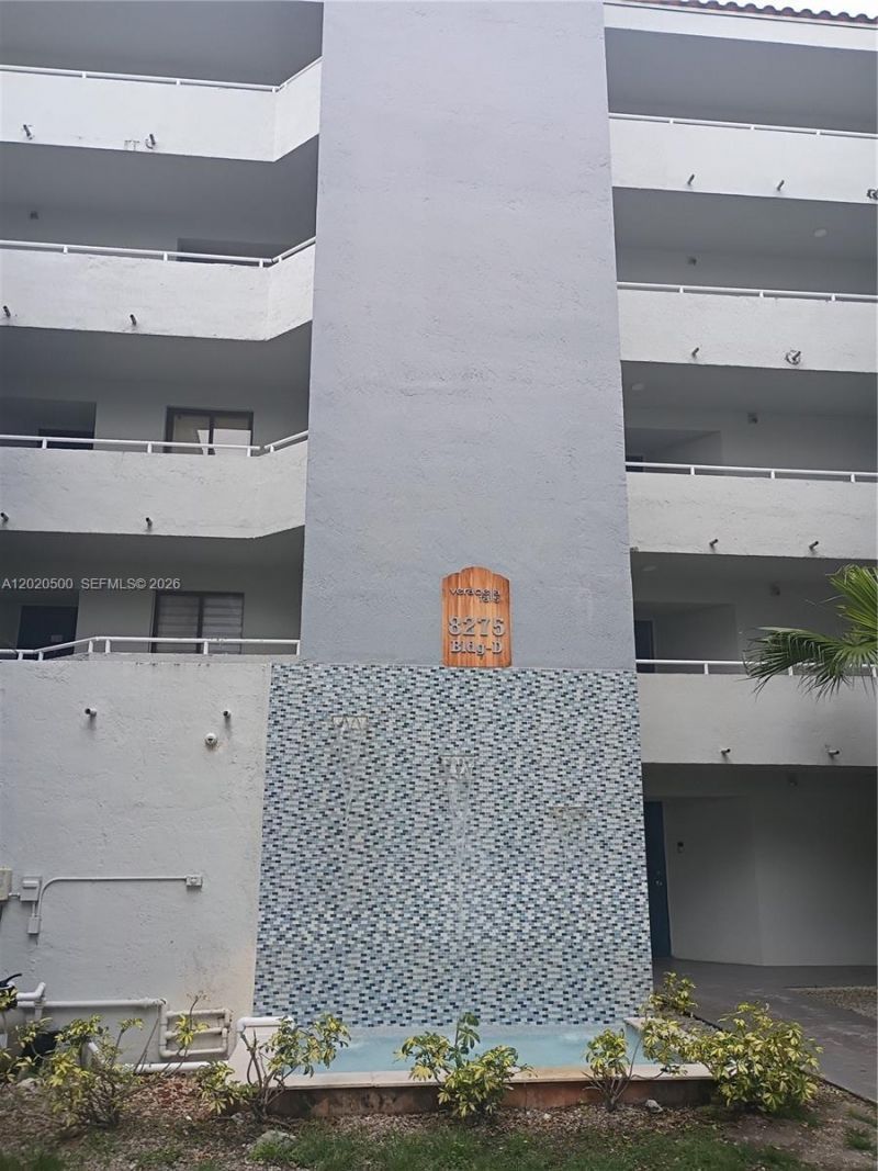 8275 SW 152nd Ave, Unit D-416, Miami, FL 33193 Photo