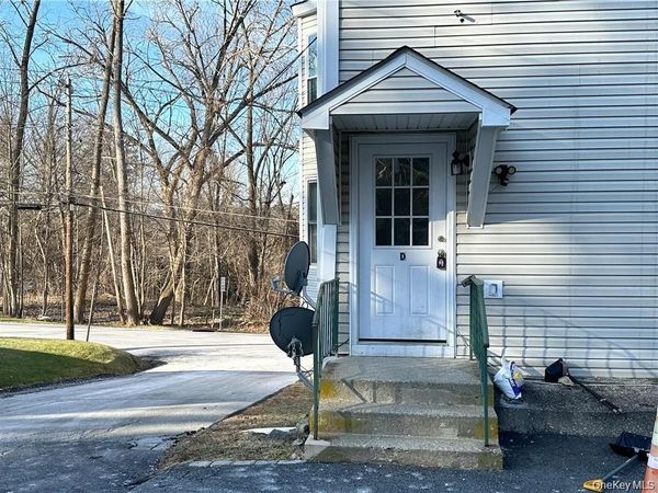 174 Myrtle Avenue, Unit D, Mahopac, NY 10541
